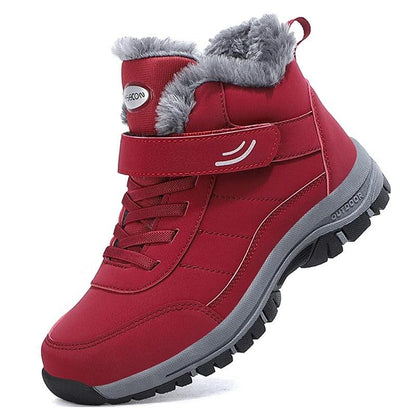 Lightweight women's snowboots with fur