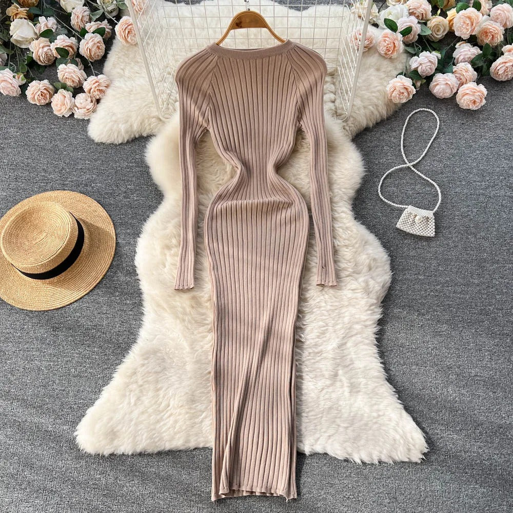 Long-sleeved knitted pencil dress for women